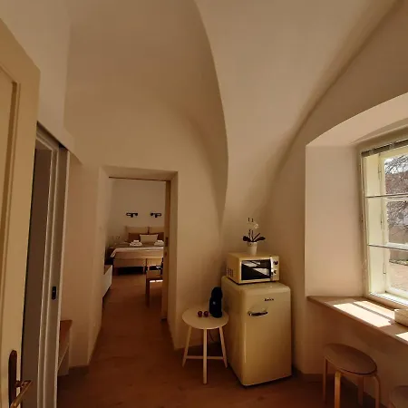 Vienna Homestay *